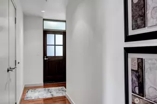 10610 NE 9th Pl, Bellevue, WA 98004 - Photo 3