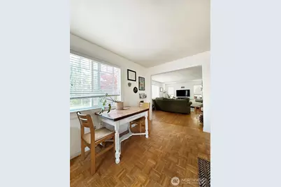 7471 Corliss Avenue N, Seattle, WA 98103 - Photo 3