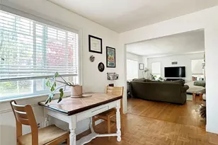 7471 Corliss Ave N, Seattle, WA 98103 - Photo 3