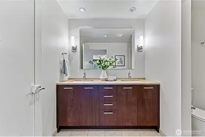500 106th Avenue NE #1205, Bellevue, WA 98004 - Photo 21