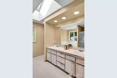 16703 NE 172nd Place, Woodinville, WA 98072 - Photo 17