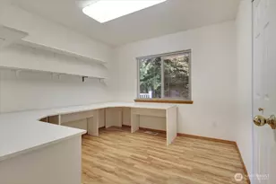 14114 Beverly Park Rd, Edmonds, WA 98026 - Photo 31