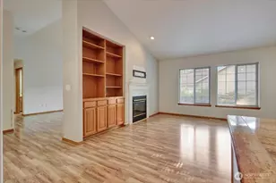 14114 Beverly Park Rd, Edmonds, WA 98026 - Photo 15