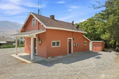 617 N Bradley Street, Chelan, WA 98816 - Photo 13