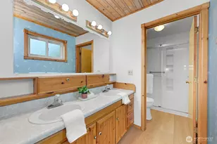 2438 N Bakerview Park Dr, Ferndale, WA 98248 - Photo 17