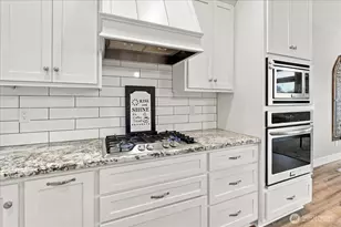 450 Lilac Ln, Woodland, WA 98674 - Photo 11