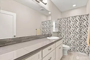 450 Lilac Ln, Woodland, WA 98674 - Photo 21