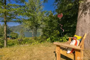 9273 Black Mountain Ln, Maple Falls, WA 98266 - Photo 9