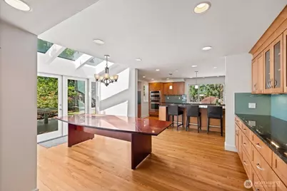 8510 SE 72nd Street, Mercer Island, WA 98040 - Photo 13