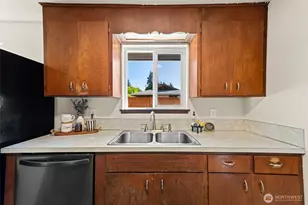 10810 105th St SW, Tacoma, WA 98498 - Photo 19