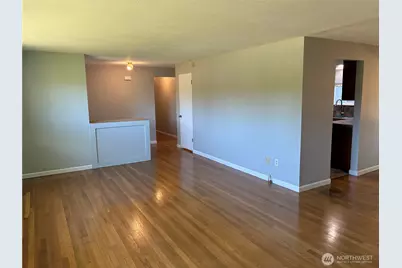 2333 Edmunds Avenue NE, Renton, WA 98056 - Photo 7