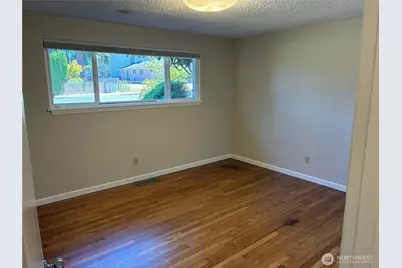 2333 Edmunds Avenue NE, Renton, WA 98056 - Photo 9