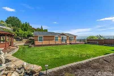 390 Sunnyslope Heights Road, Wenatchee, WA 98801 - Photo 31