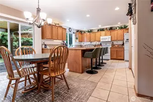 17107 115th St E, Bonney Lake, WA 98391 - Photo 5