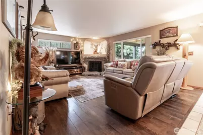 17107 115th Street E, Bonney Lake, WA 98391 - Photo 3