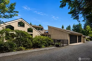 9360 Mercerwood Dr, Mercer Island, WA 98040 - Photo 3