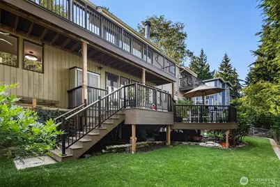 9360 Mercerwood Drive, Mercer Island, WA 98040 - Photo 35