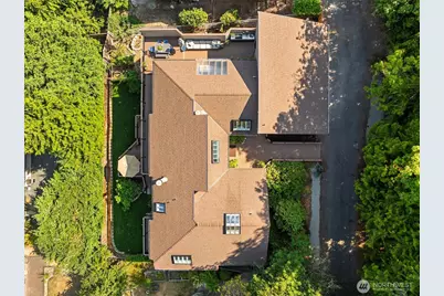9360 Mercerwood Drive, Mercer Island, WA 98040 - Photo 37