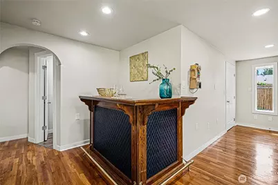 1121 Military Road E, Tacoma, WA 98445 - Photo 15