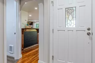1121 Military Rd E, Tacoma, WA 98445 - Photo 3