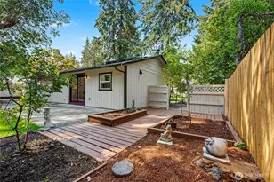 1121 Military Rd E, Tacoma, WA 98445 - Photo 27