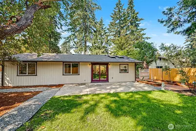 1121 Military Road E, Tacoma, WA 98445 - Photo 25