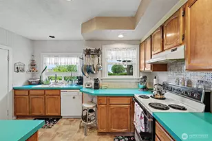 1019 E 32nd St, Tacoma, WA 98408 - Photo 7