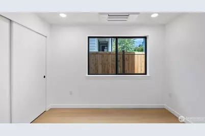 3945 S Morgan Street, Seattle, WA 98118 - Photo 25
