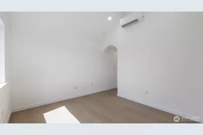 3945 S Morgan Street, Seattle, WA 98118 - Photo 15