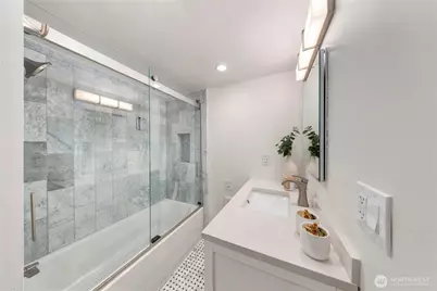6215 38th Avenue NE, Seattle, WA 98115 - Photo 23