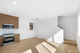 3943 S Morgan St, Seattle, WA 98118 - Photo 3