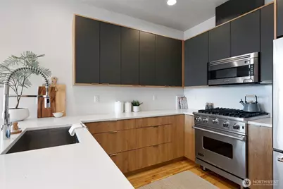 2708 Franklin Avenue E #B, Seattle, WA 98102 - Photo 17