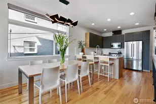 2708 Franklin Ave E, Seattle, WA 98102 - Photo 13