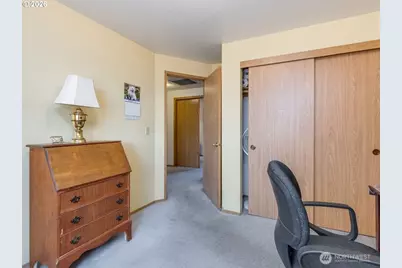9319 NE 136th Avenue, Vancouver, WA 98682 - Photo 17
