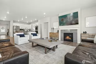19130 129th St E, Bonney Lake, WA 98391 - Photo 13
