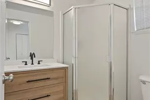5612 C Roosevelt Way NE, Seattle, WA 98105 - Photo 19