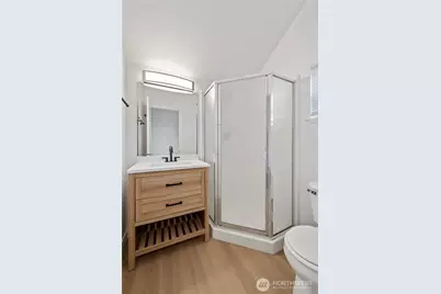 5612 C Roosevelt Way NE, Seattle, WA 98105 - Photo 23