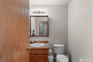 961 NW Longview Dr, Oak Harbor, WA 98277 - Photo 11