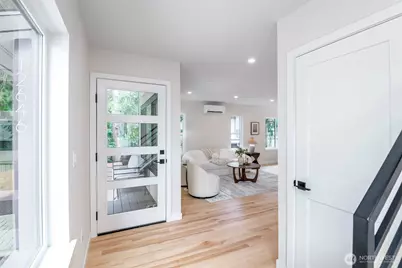 12646 NE 80th Street, Kirkland, WA 98033 - Photo 3