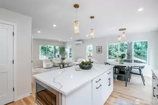12646 NE 80th St, Kirkland, WA 98033 - Photo 9
