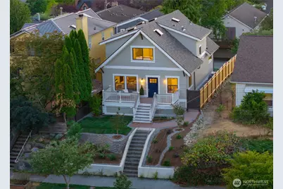 7717 2nd Avenue NE, Seattle, WA 98115 - Photo 1