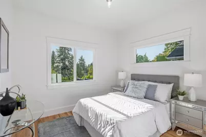 7717 2nd Avenue NE, Seattle, WA 98115 - Photo 31