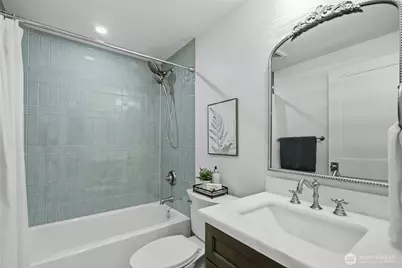 7717 2nd Avenue NE, Seattle, WA 98115 - Photo 23