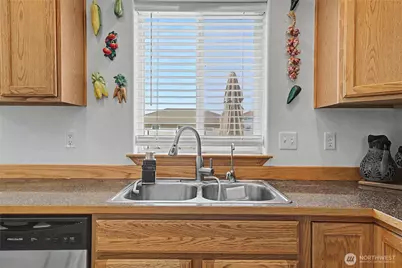 1118 W Luta Street, Moses Lake, WA 98837 - Photo 13