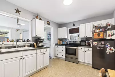 312 26th Avenue S, Seattle, WA 98144 - Photo 11