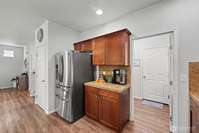 7810 Trails End Drive SE, Tumwater, WA 98501 - Photo 15