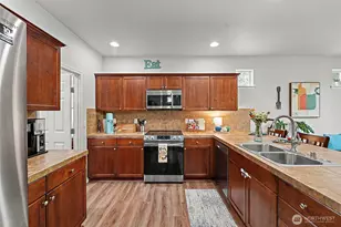 7810 Trails End Dr SE, Tumwater, WA 98501 - Photo 13