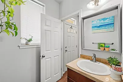 7810 Trails End Drive SE, Tumwater, WA 98501 - Photo 3