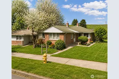 3820 14th Avenue S, Seattle, WA 98178 - Photo 9