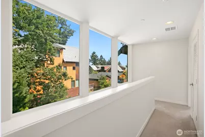6542 32nd Avenue NE #A, Seattle, WA 98115 - Photo 17